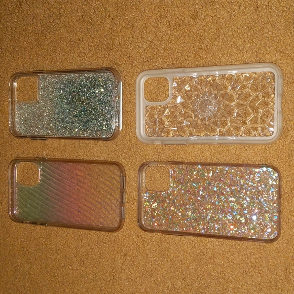Set of 4 Decorative iPhone 11 cases measuring 3"x6" w/1 cardholde… - Picture 6 of 6